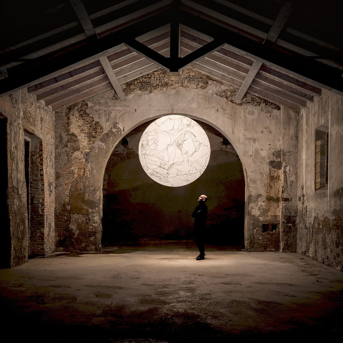 Lunaris Floating Moon Pendant Light